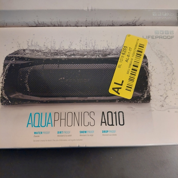 2xBrand New Aquaphonics AQ10 Waterproof, Rugged Bad Ass BT Speakers.  $350 MSRP - Picture 2 of 3